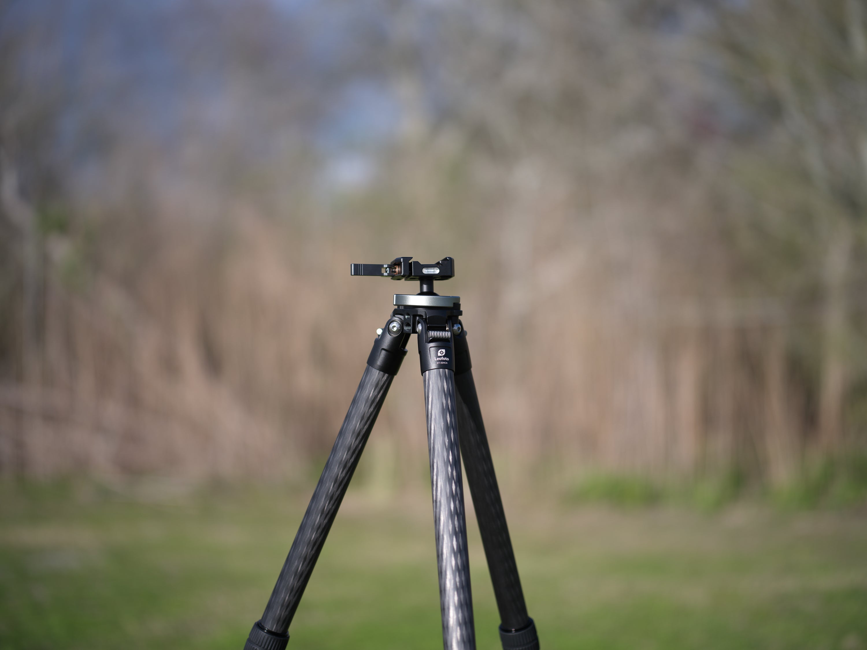 Leofoto ST-X Outdoors Tripod with Integrated Lever-Control Ballhead