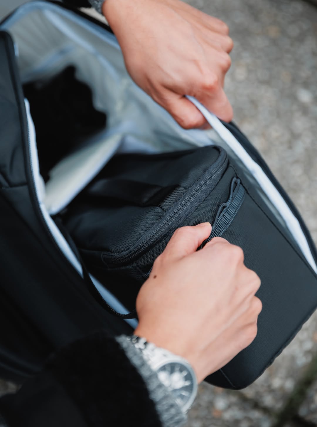 Leofoto Daily Lite Series Camera Backpack (Green / Gray / Midnight Blue)