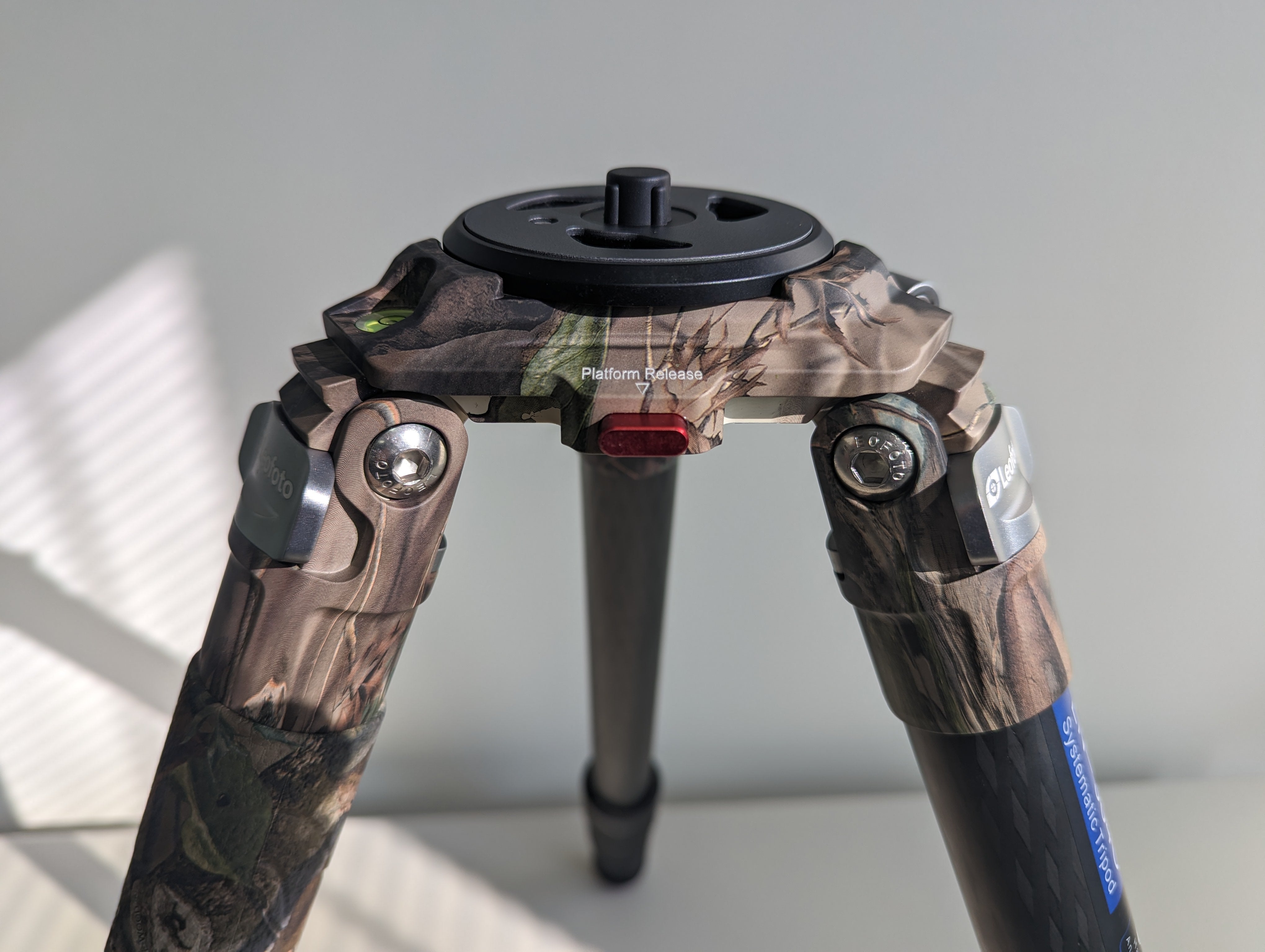 Leofoto LN-364C (Camo) Heavy Duty Tripod with 75mm Video Bowl+Platform & Bag