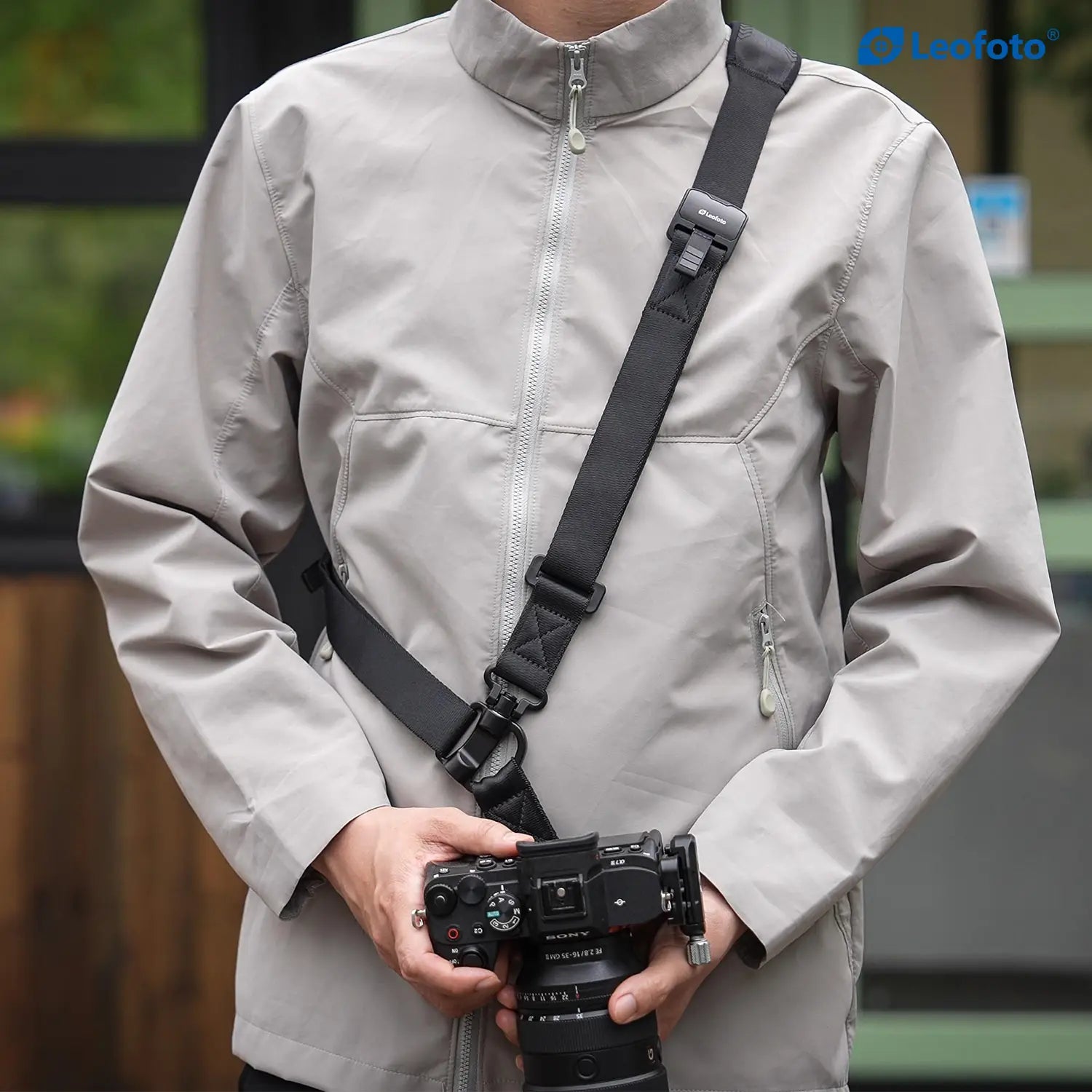 Leofoto SP-02 1-Point / 2-Point Convertible Sling