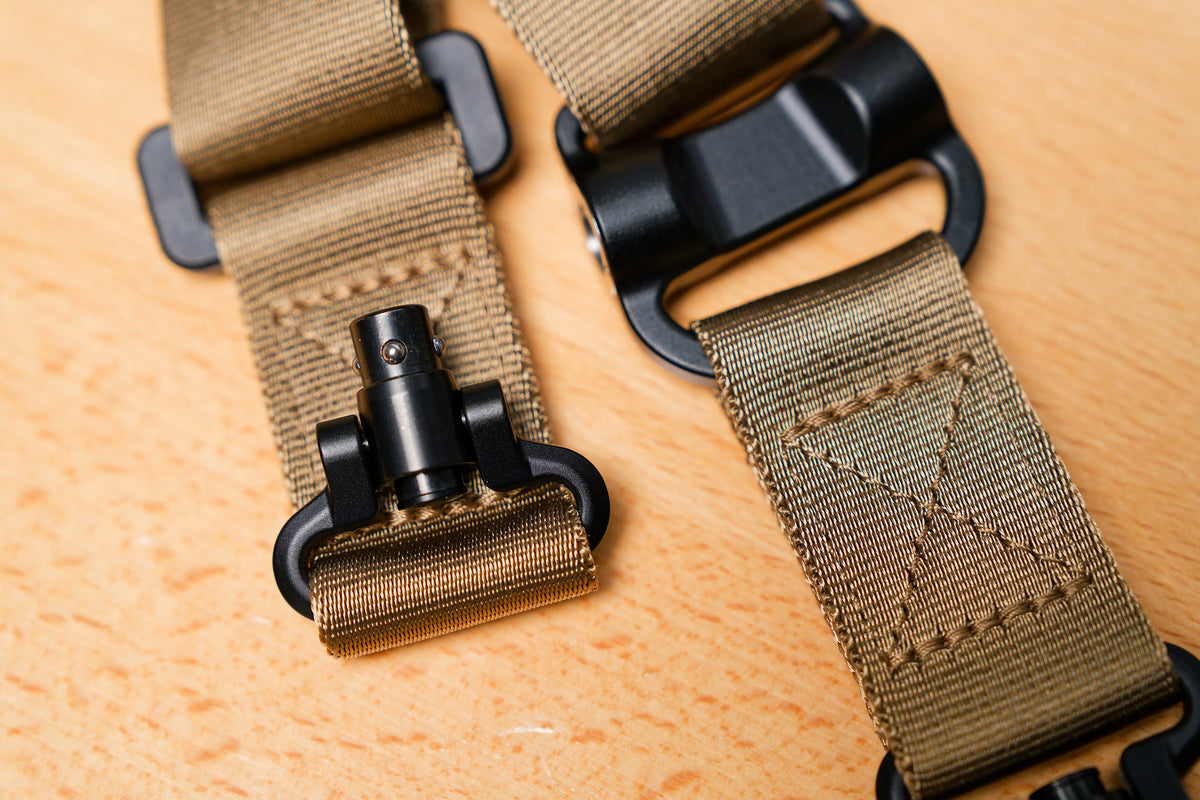 Leofoto SP-02 1-Point / 2-Point Convertible Sling