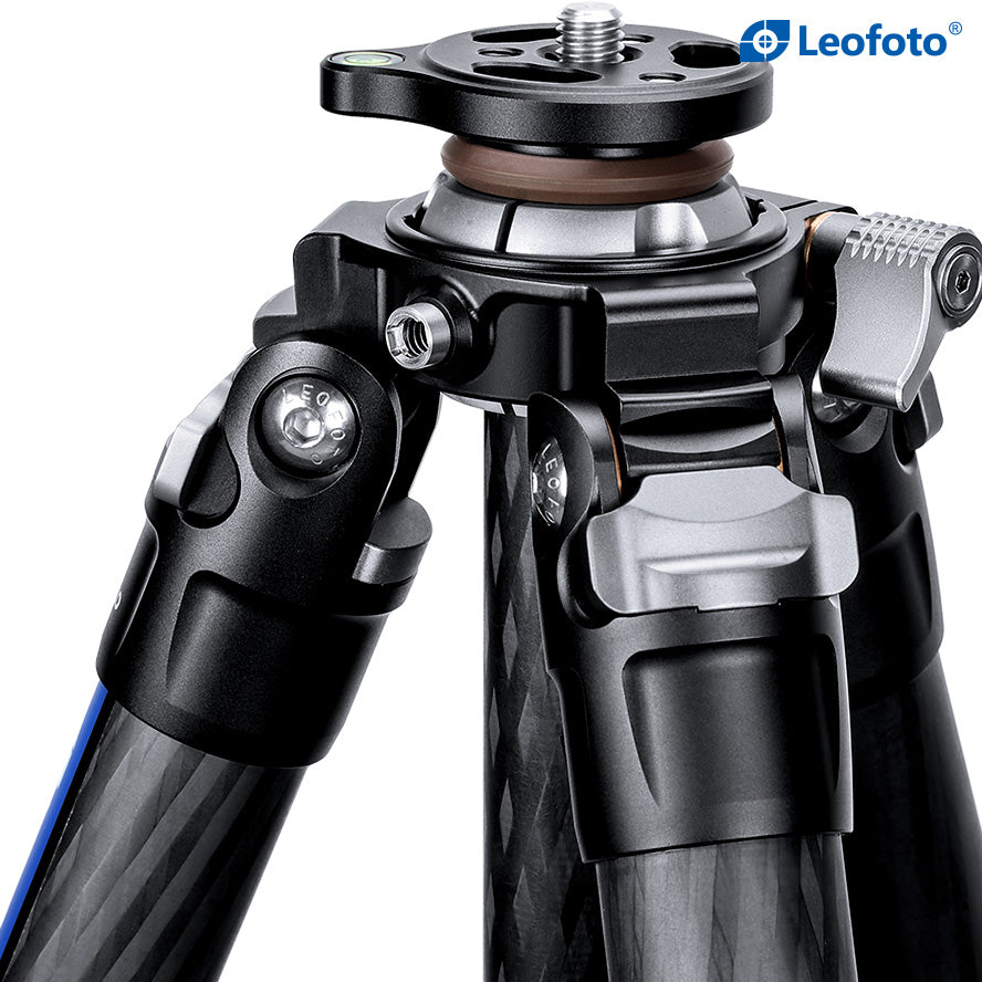 Leofoto LO-284C Tripod with Built-in Hollow Ball & Bag